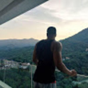 Meet your Posher, Larry